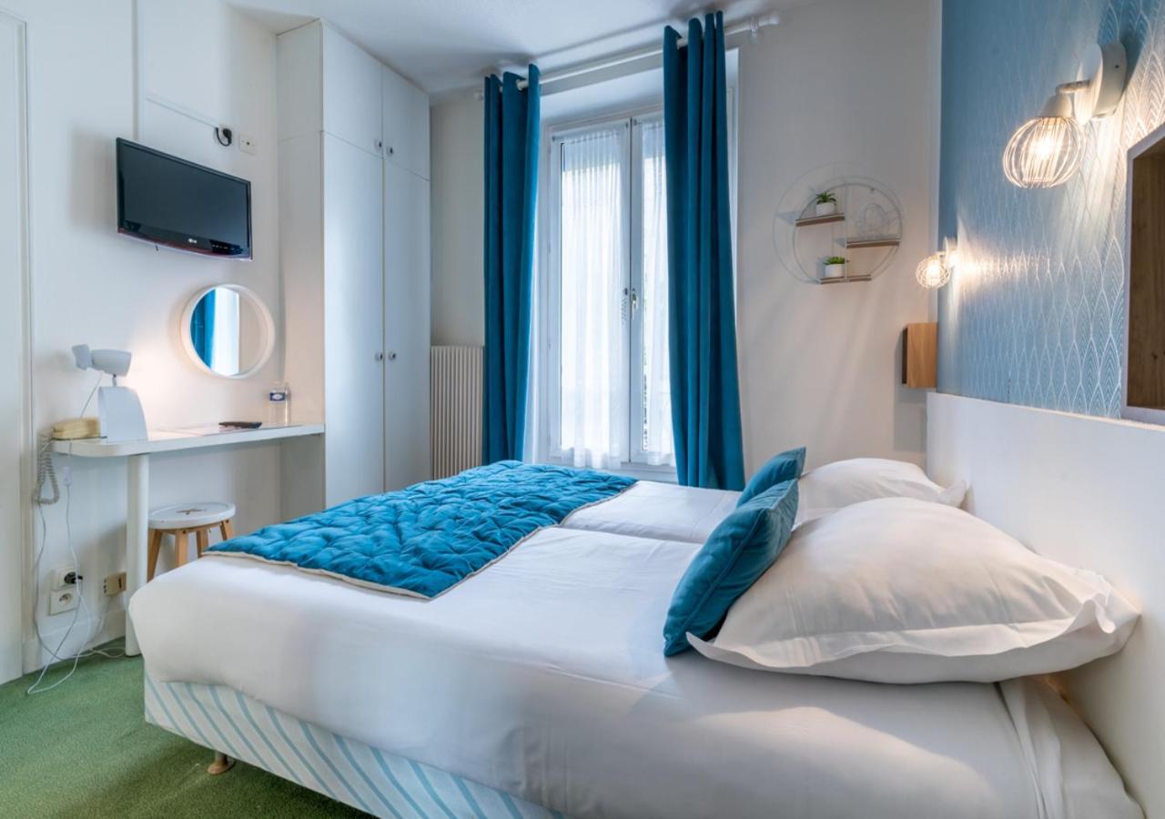 Nouvel Hotel Paris Bagian luar foto